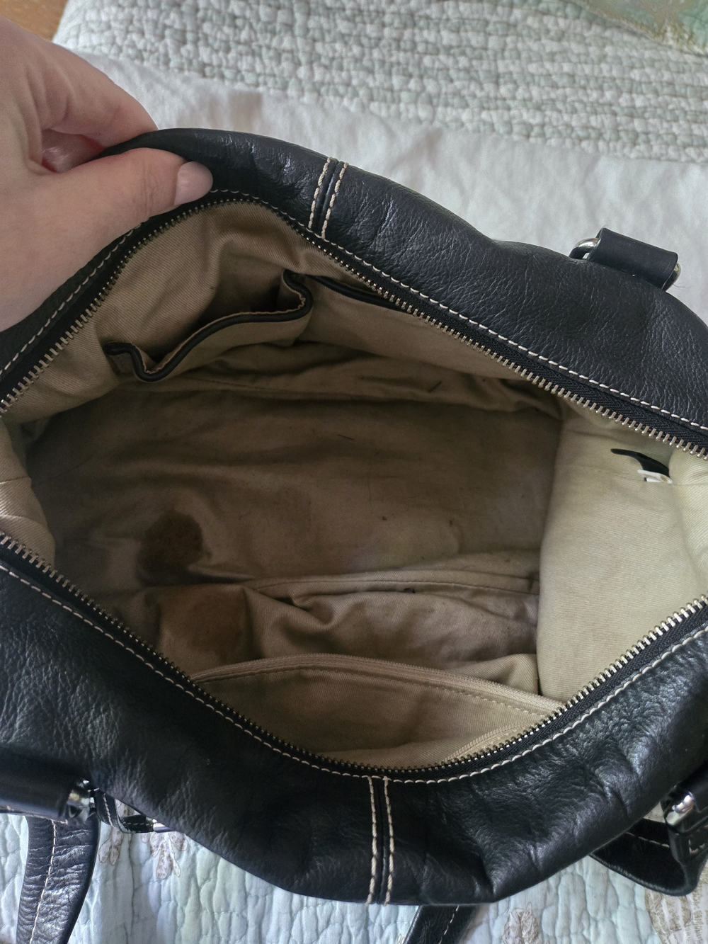 Banana Republic Black Leather Bag with Contrast Stitching - Picture 7 of 15
